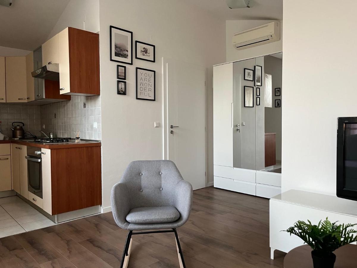 Studio Apartment Elena Задар Екстер'єр фото