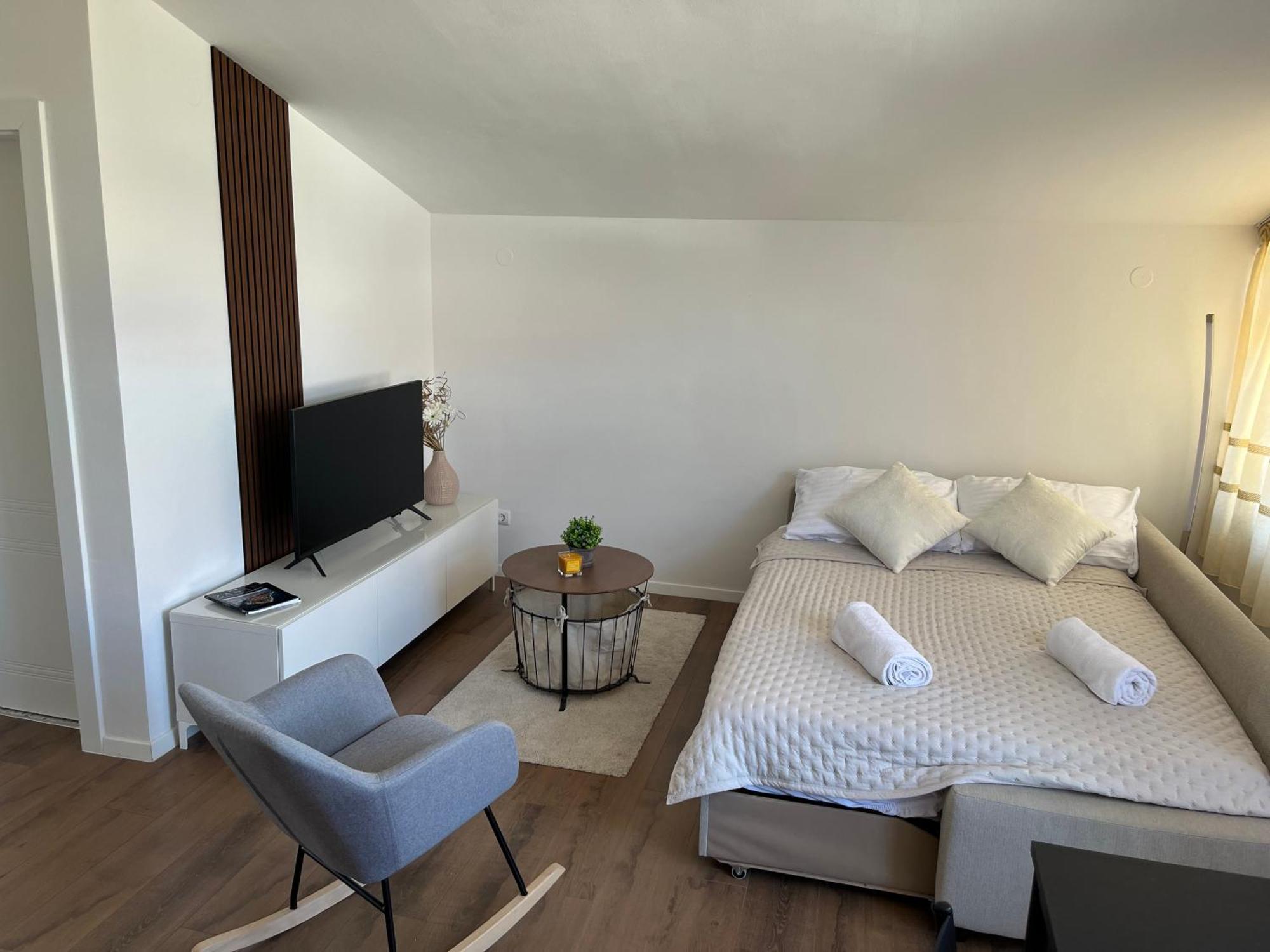 Studio Apartment Elena Задар Екстер'єр фото